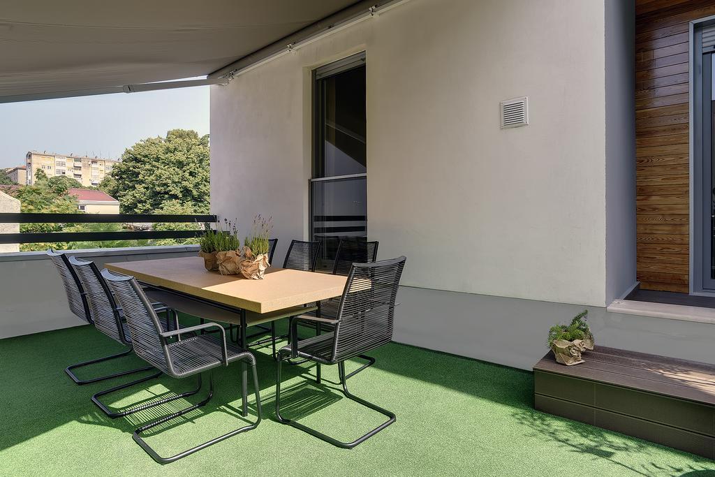 Pula City Business Apartments Екстериор снимка